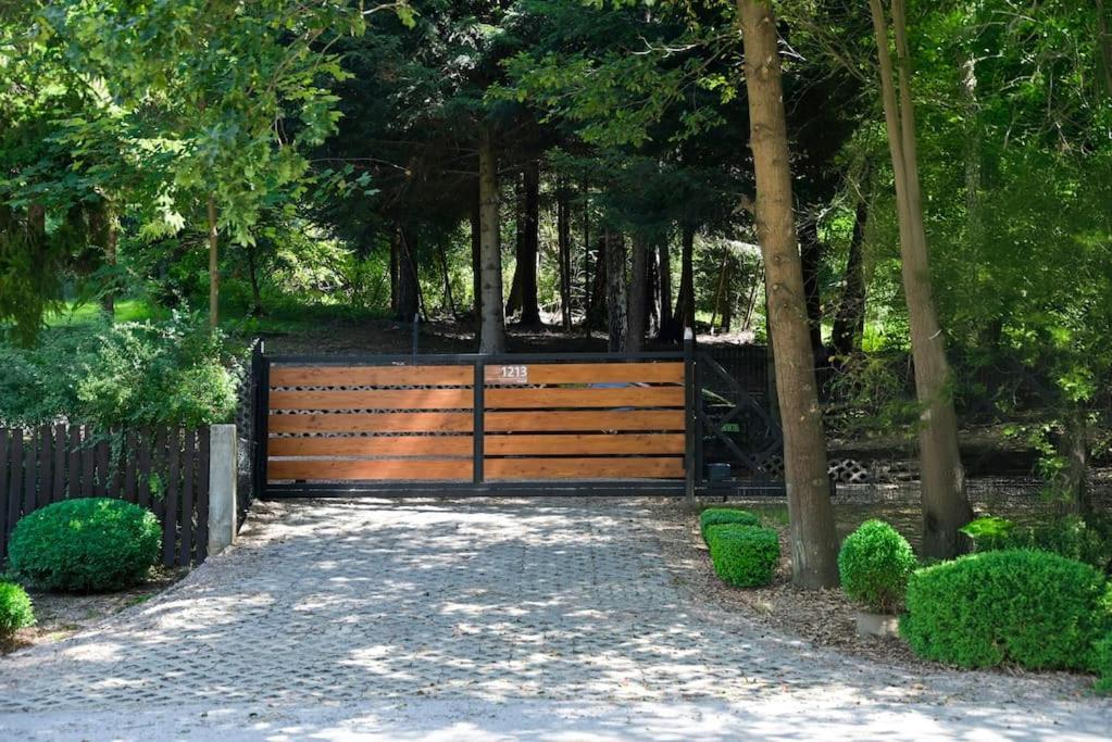 Polana Slowikowa 5 Star- Domek W Gorach Z Jacuzzi, Sauna,Basen,Ogrod Z Lasem, Kominek I Narty Stroza  Exterior photo